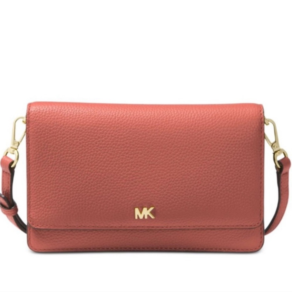 🧡 NWOT MICHAEL KOS LEATHER SMARTPHONE CROSSBODY BAG!